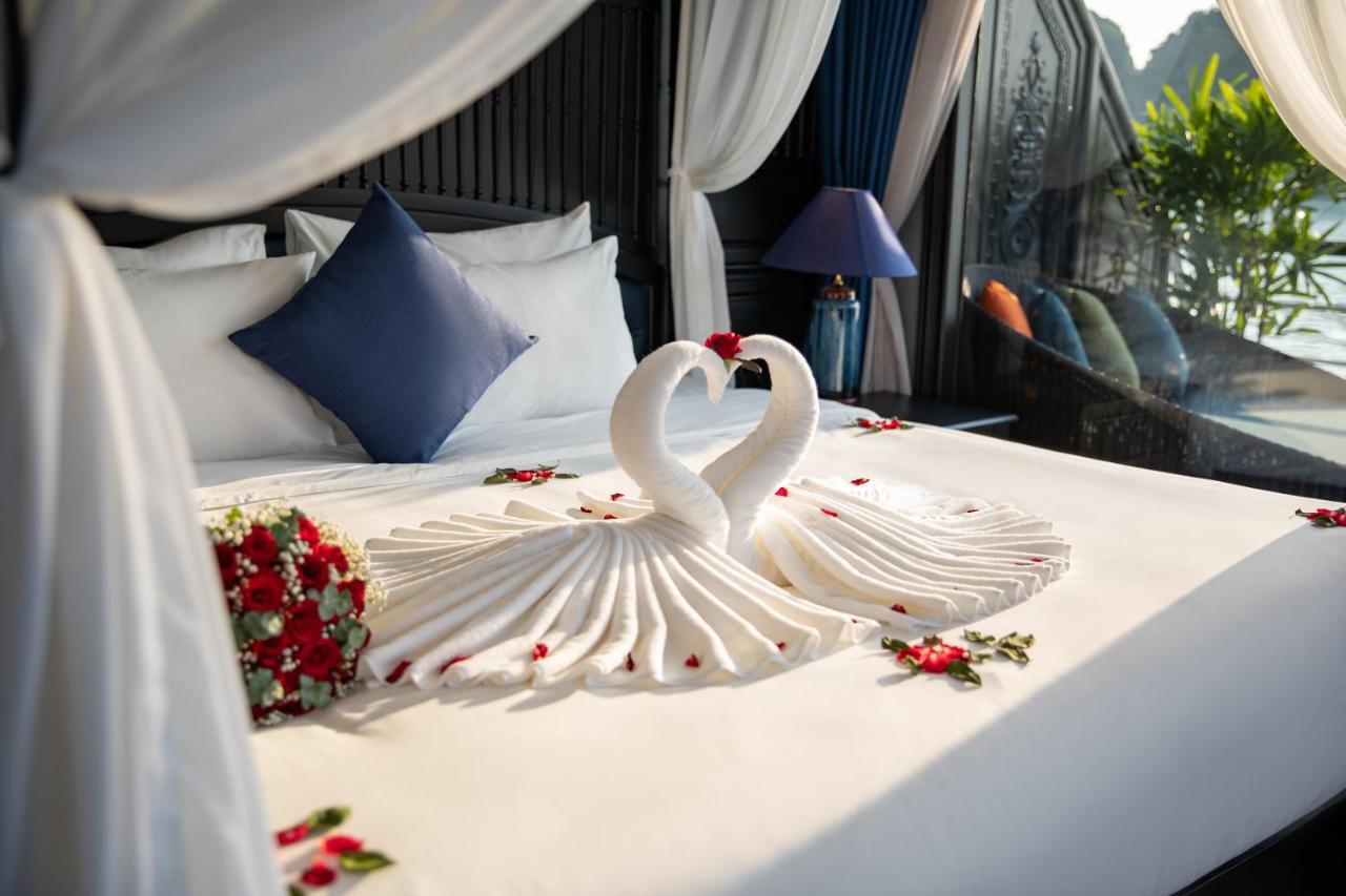 Hotel Rosy Cruises Hạ Long Exterior foto